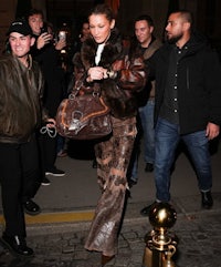 gwyneth paltrow in paris